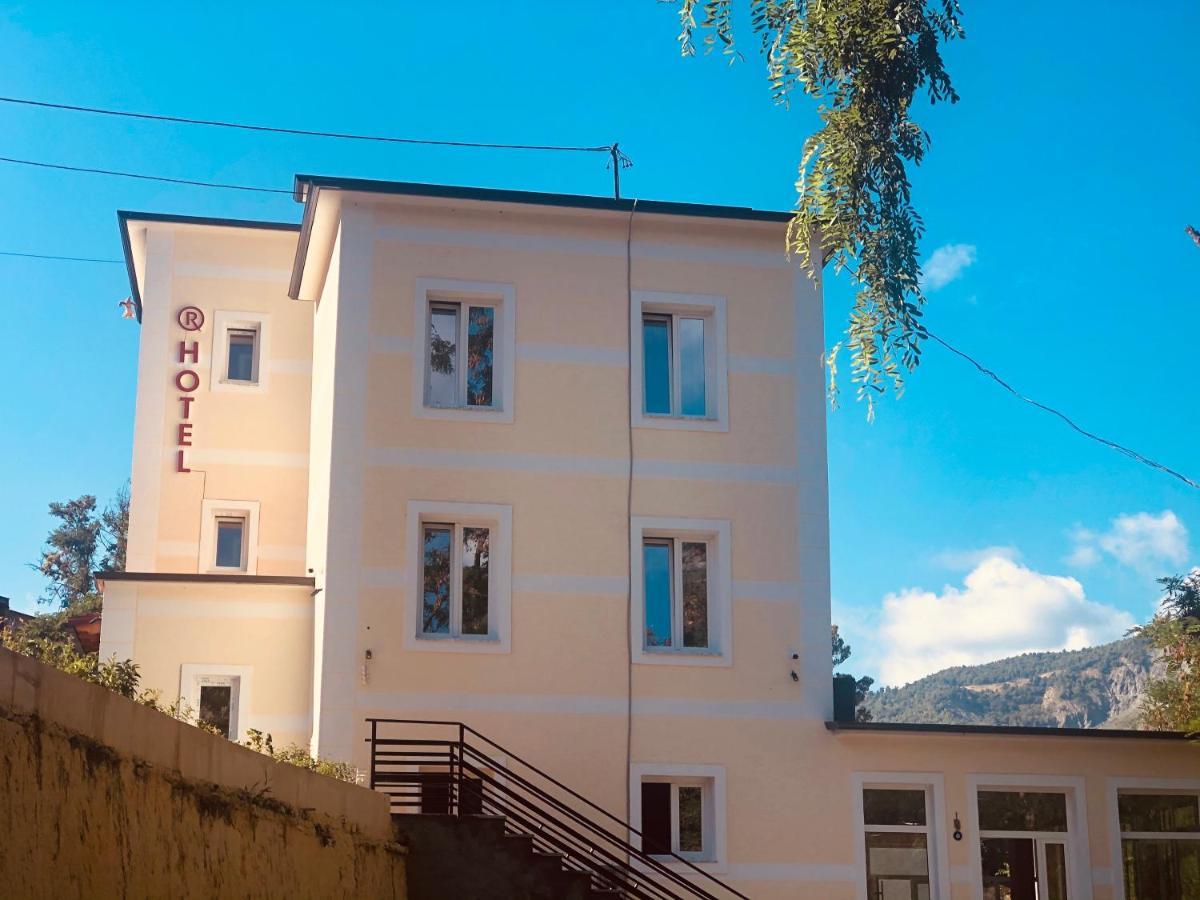 R Hotel Corovode Exterior photo